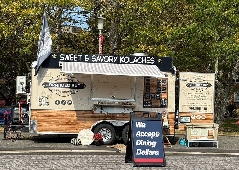 Branded Bun food truck
